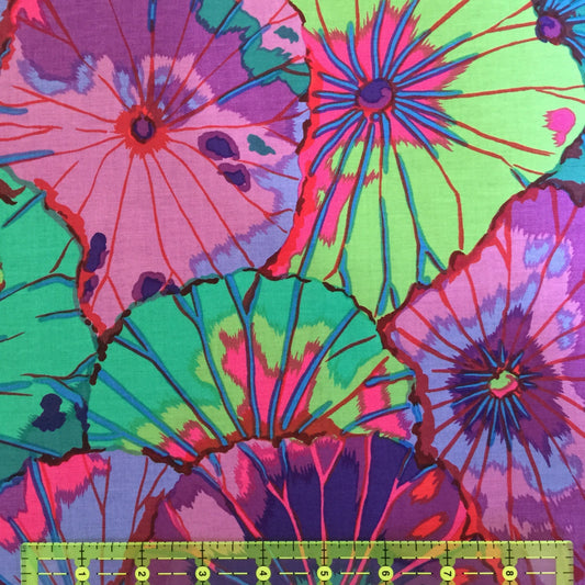 LOTUS LEAF  PURPLE PWGP29 Kaffe Fassett